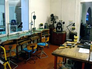 the jewelry studio
